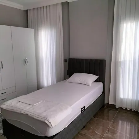 Liz Willa Ortaca (Mugla)